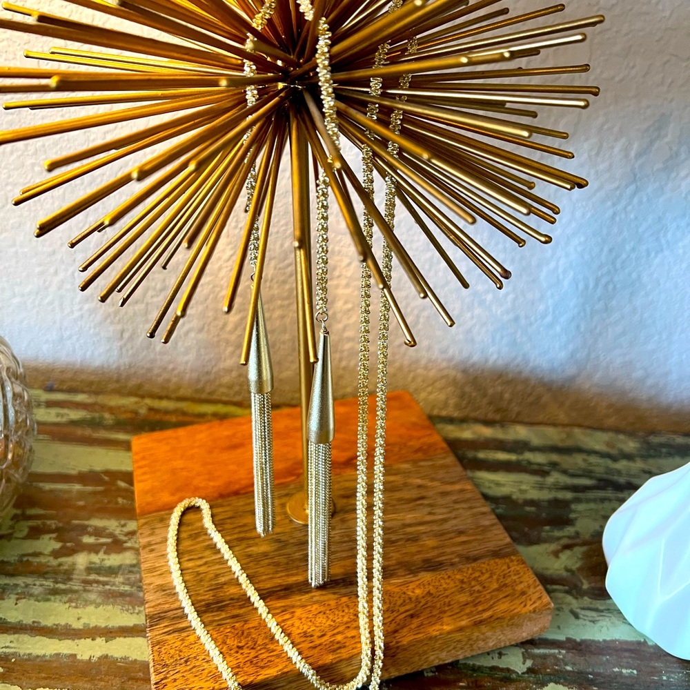 KENDRA SCOTT NECKLACE